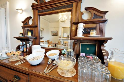 Bronte Guest House - image 11