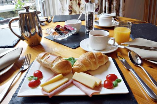 Bronte Guest House - image 7