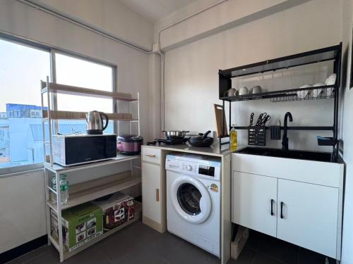 2 BRs 4Beds with rooftop in Nimman, Chiang Mai (photo 6)