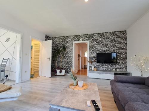 Faciliteter, Anjas Ferienwohnung in Syke-am Bahnhof, zentral aber ruhig, 2 Zimmer, Terrasse, Parkplatz, Bremen nu in Syke