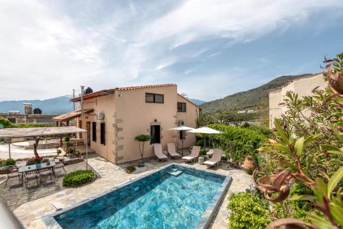 Joel Living Collection - Rustic Villa · Áptera