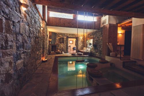 A szálláshely kívülről, Ancient Monastery In The Lariani Mountains in Cernobbio