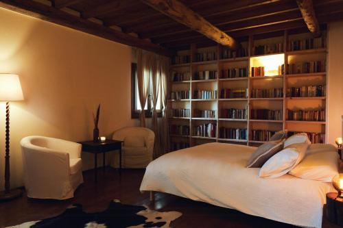 A szálláshely kívülről, Ancient Monastery In The Lariani Mountains in Cernobbio