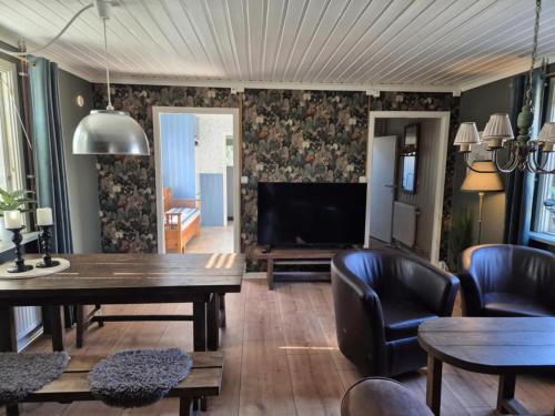 Peaceful space in the midst of forest in 에발뤼케