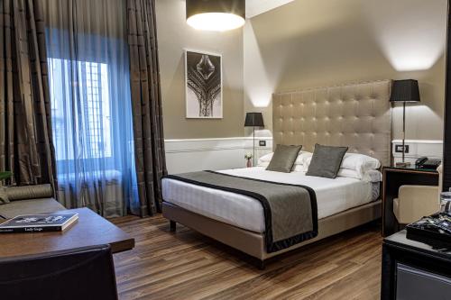 The Independent Suites, Rzym