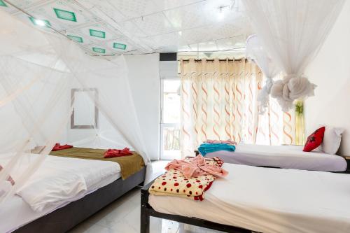 Family Suite with Balcony - Early Check-in & Late Check-out (on Availability) room in Lucky Star Ella
