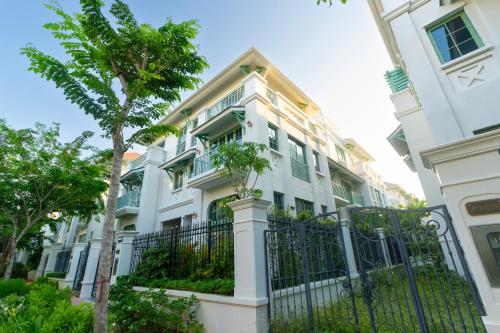 Villa image 1