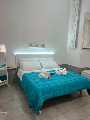 Dedo Suite, Brindisi