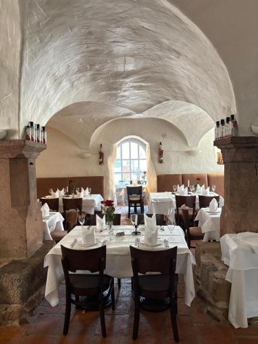 餐廳, Hotel Restaurant Altes Badhaus in 埃伯巴赫