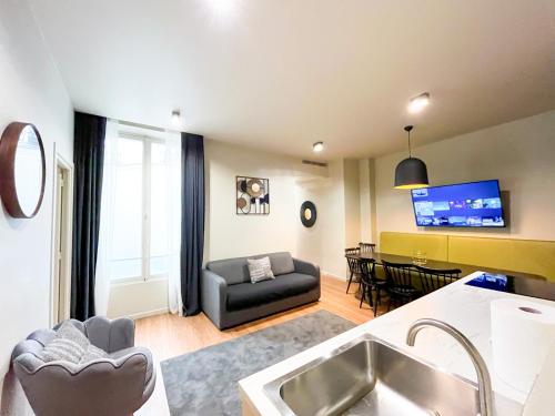 Urban Flat 139 - Duplex Flat Saint-Germain - image 6