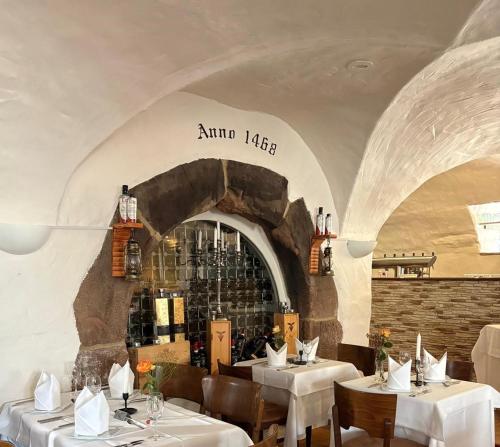 餐廳, Hotel Restaurant Altes Badhaus in 埃伯巴赫