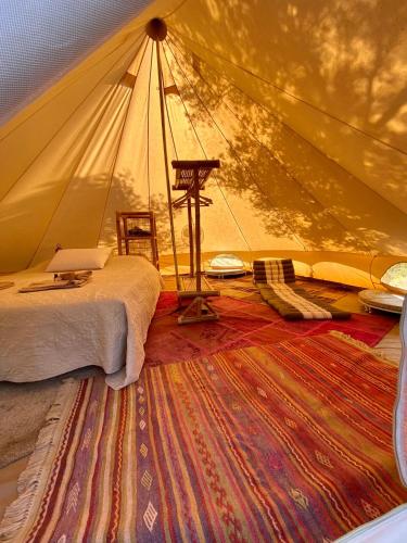 Bellissima Bell Tent - Romantic Glamping Retreat in Nature in Coll de l'Alba