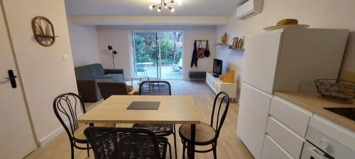 Cozy apartment for 4 people, beach 100m away in Saint Aygulf