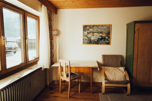 Haus am Weiher - image 2