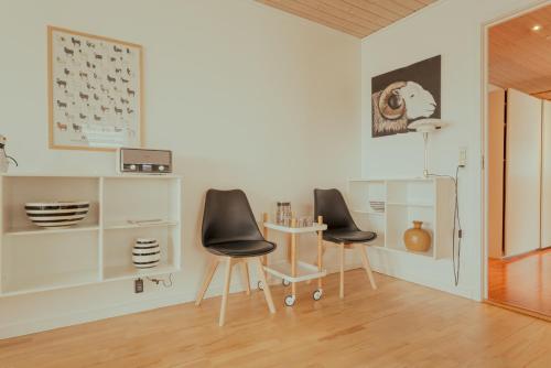 Apartment with Balcony and Ocean View - Tórshavn, Tórshavn (Foto 9)
