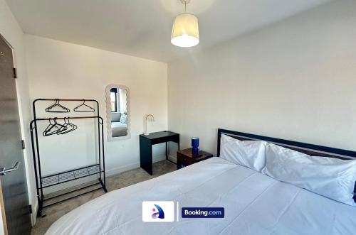 Modern Apartment By Avalora Short Lets & Serviced Accommodation Old Trafford With Free Parking, MCR Stadium - UA92, Mánchester (foto 4)