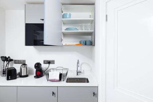 Charmstay Kensington Olympia 3