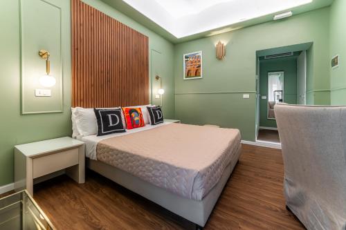 1 queen bed
