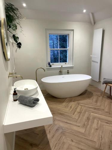 Gorgeous Devon Farmhouse, nature on your doorstep in Totnes