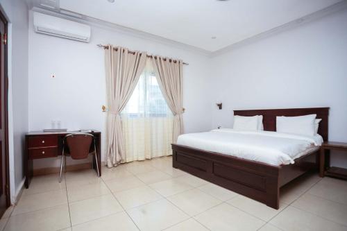 Aklin Hotel in أسيليم داون