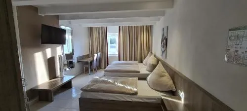 Bach Hotel in Porta Westfalica, Deutschland
