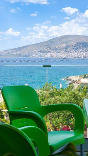 Apartment with Sea View image 2