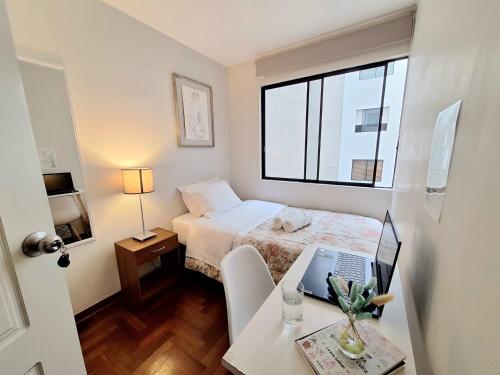 Habitación Baño Compartido dentro de un Departamento