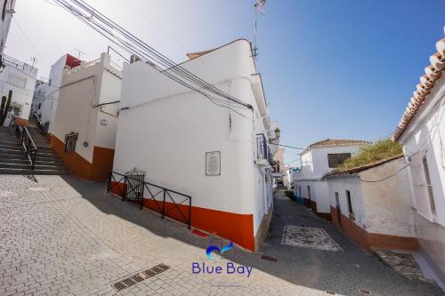Two-Bedroom House image 10