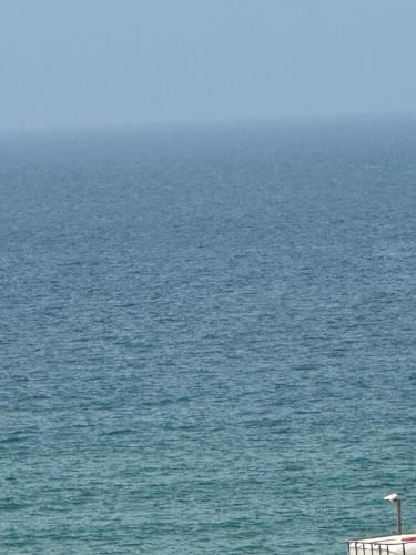 apartment with view of bay, surf side AOURIR PISCINE, Aurir (zdjęcie 9)
