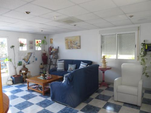 Hostal Puerto Genovés - main image