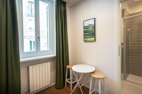 Single Room image 10