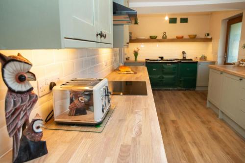 Cocina, Langton Farmhouse Fishguard in Fishguard