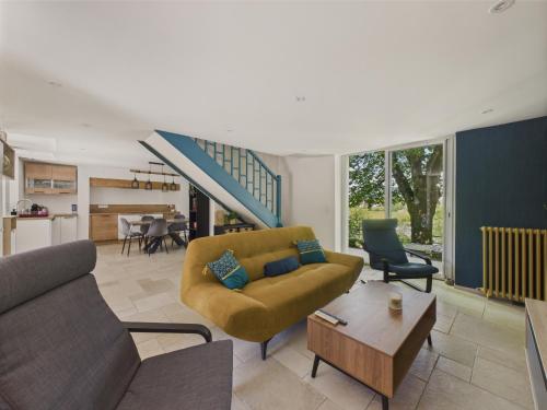 Grand jardin et terrasse - maison pour 7 gîte à louer Bouch