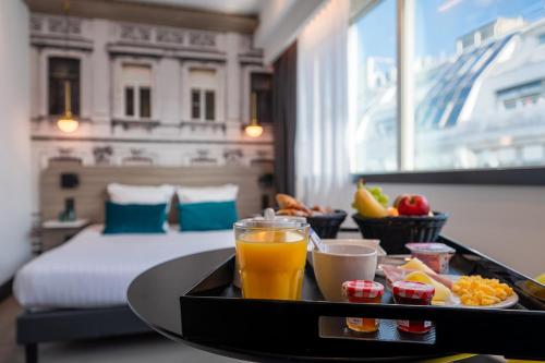 Food and beverages, Nemea Appart Hotel Paris Levallois near Sole Mio