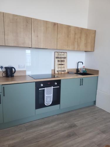 Cosy 2 bed Seaview Retreat