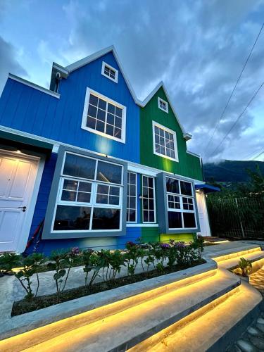 Holand style Vila Comfy for Family blue in Temanggung