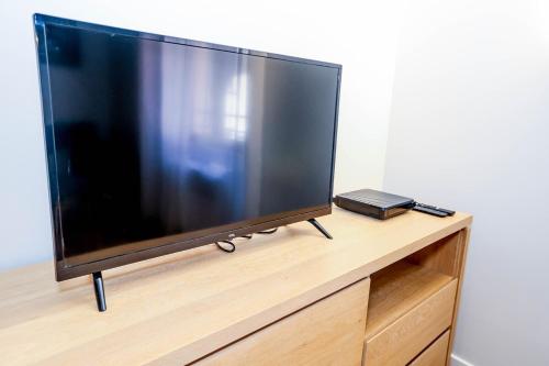 Fabulous Green 2-room apartment in the center of Grasse in 그라스 시티 센터