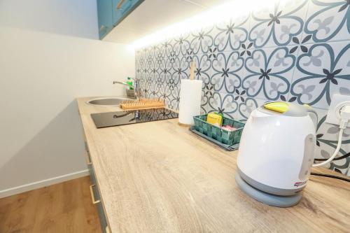 Fabulous Green 2-room apartment in the center of Grasse in 그라스 시티 센터