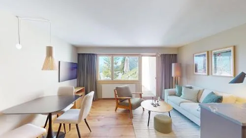 Apartment with Fireplace & Mountain View in Valbella, Schweiz