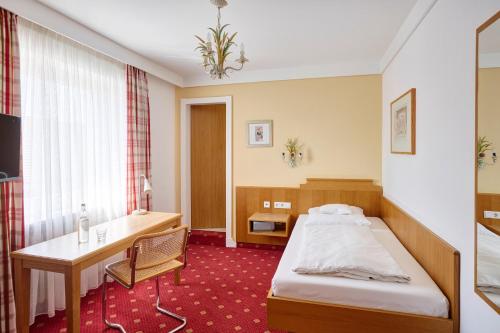Hotel Mayer – Germering, WY