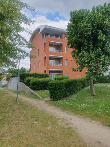 منظر, Carnac in Montigny Le Bretonneux