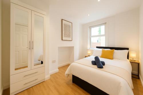 Bute Park Apartment w/ Heating + Private Bathroom