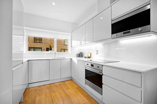 Stylish Four Bedroom Townhouse - City Centre - Netflix - Parking - Garden - Balconies 11SL, Birmingham (fotografie 7)