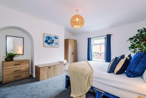 Picture of Manchester - Terraced Cottage