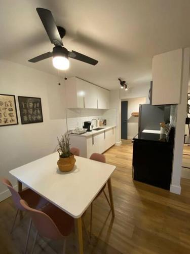 ENTIRE 1 BEDROOM APARTMENT by UW RESEARCH PARK - PS1 in Waterloo (Ontario)