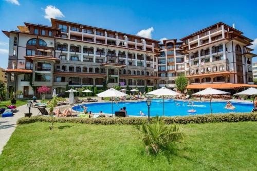 Apartment in the complex Olymp