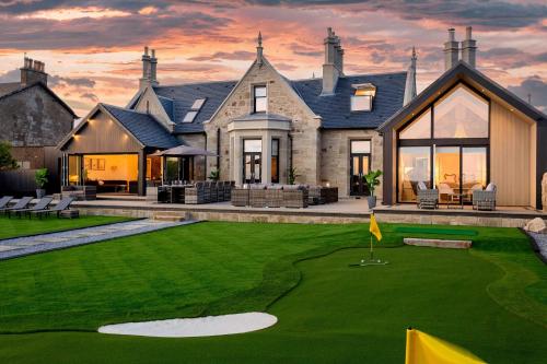 No36 South Beach - Donnini Apartments in ทรูน