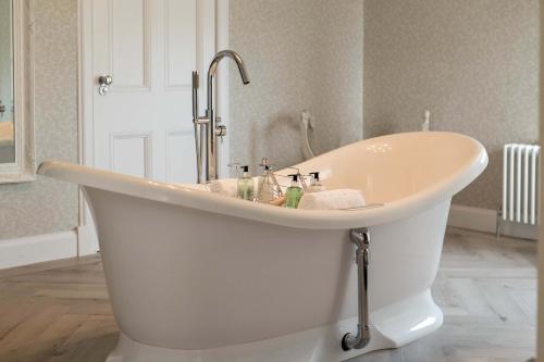 No36 South Beach - Donnini Apartments in ทรูน