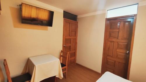Double Room image 10