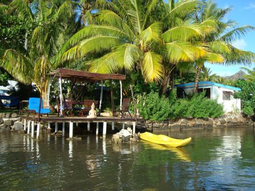 Bora Bora Bungalove Over view